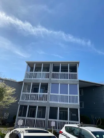 $925 | 10174 Beach Drive Southwest, Unit 1107, Calabash, NC 28467