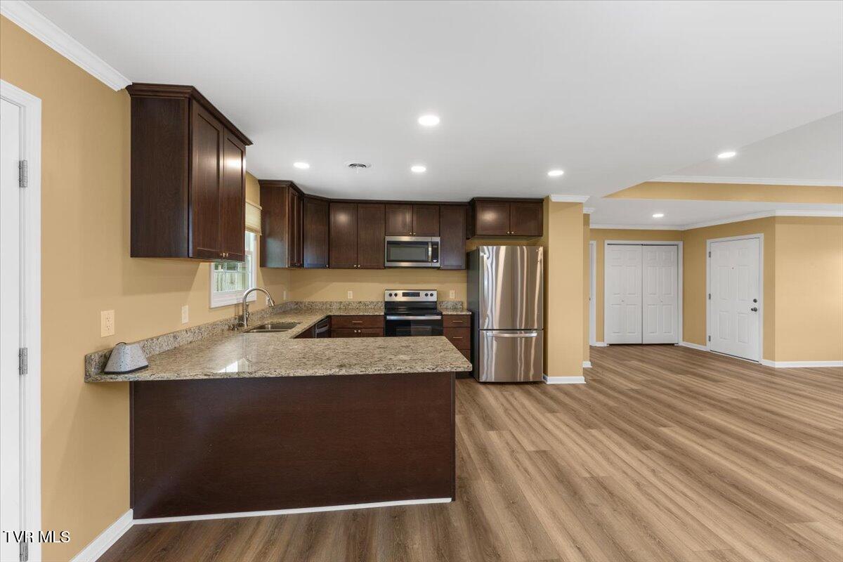 589 Pleasant Valley Road Jonesborough, TN 37659 - Photo 16 of 48 14-128A2871