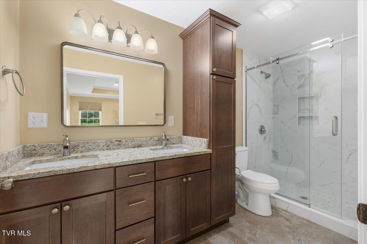 589 Pleasant Valley Road Jonesborough, TN 37659 - Photo 23 of 48 26-128A2926