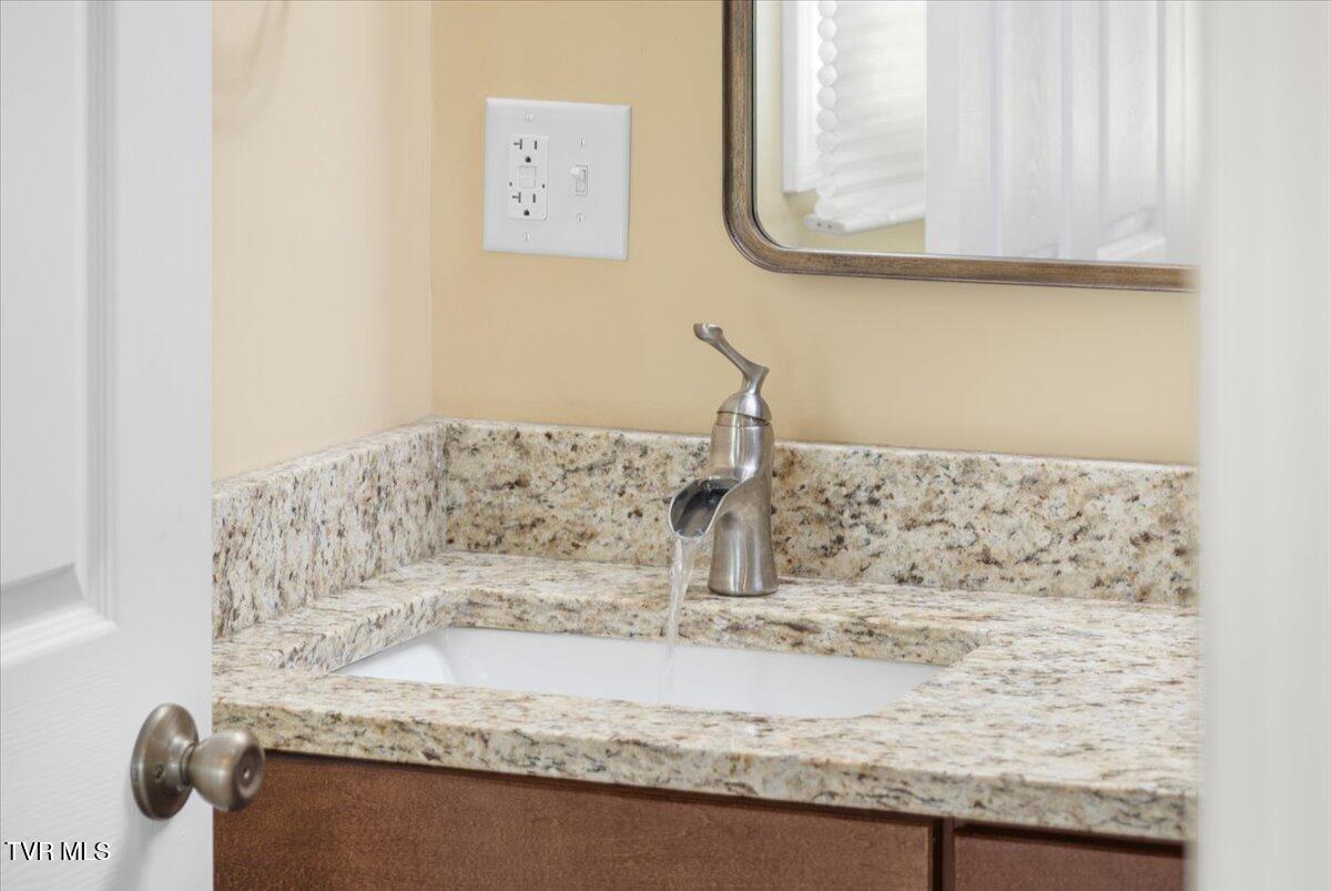 589 Pleasant Valley Road Jonesborough, TN 37659 - Photo 24 of 48 21-128A2908