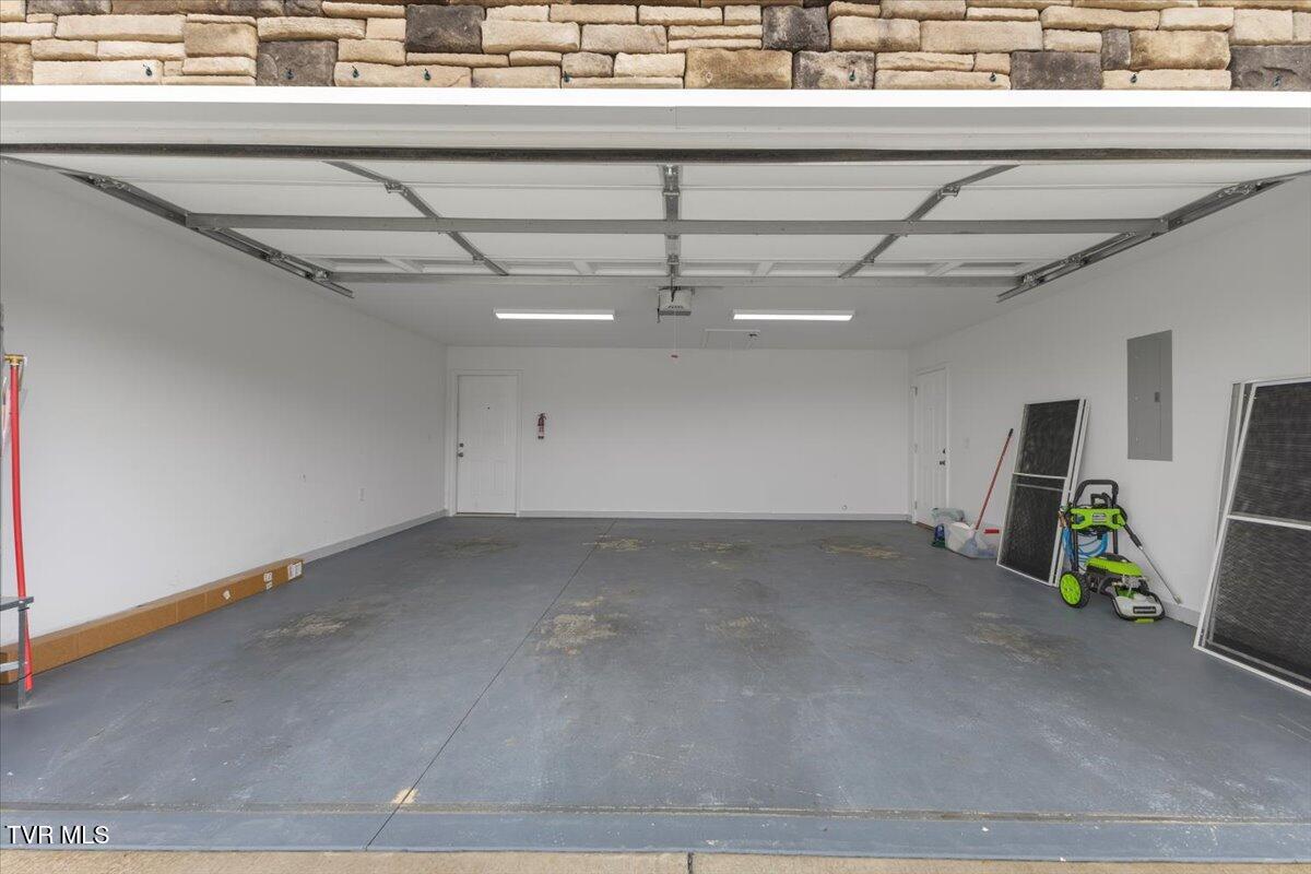 589 Pleasant Valley Road Jonesborough, TN 37659 - Photo 34 of 48 42-128A2842