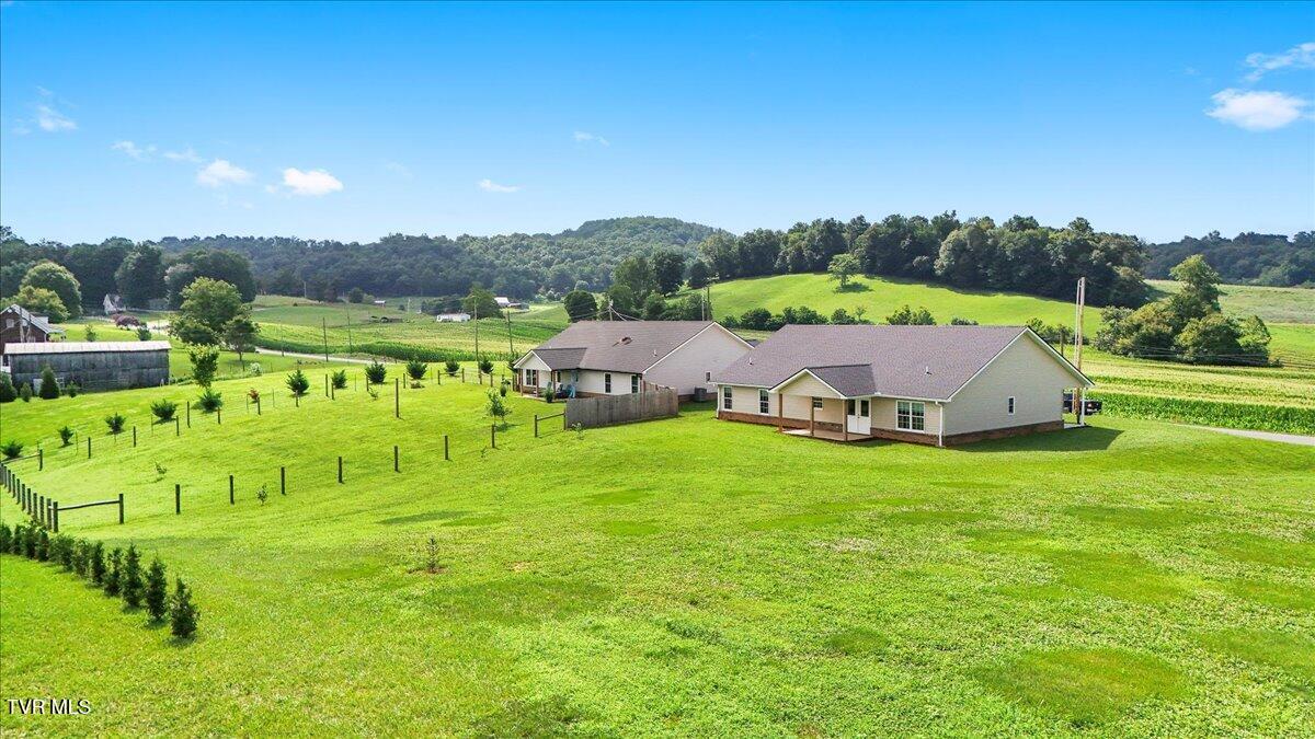 589 Pleasant Valley Road Jonesborough, TN 37659 - Photo 43 of 48 37-DJI_20250729110225_0768_D