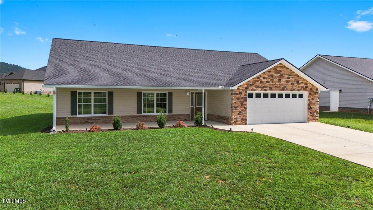 589 Pleasant Valley Road Jonesborough, TN 37659 - Photo 7 of 48 33-DJI_20250729110012_0756_D