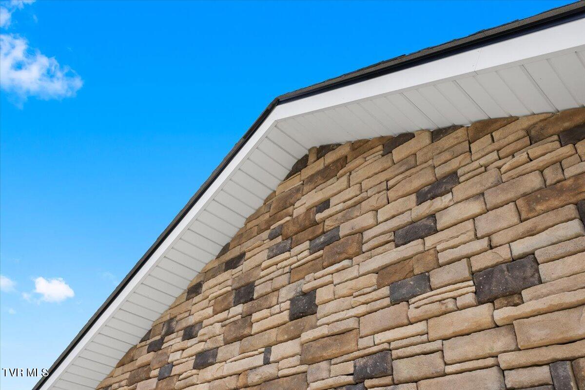 589 Pleasant Valley Road Jonesborough, TN 37659 - Photo 10 of 48 32-128A2944