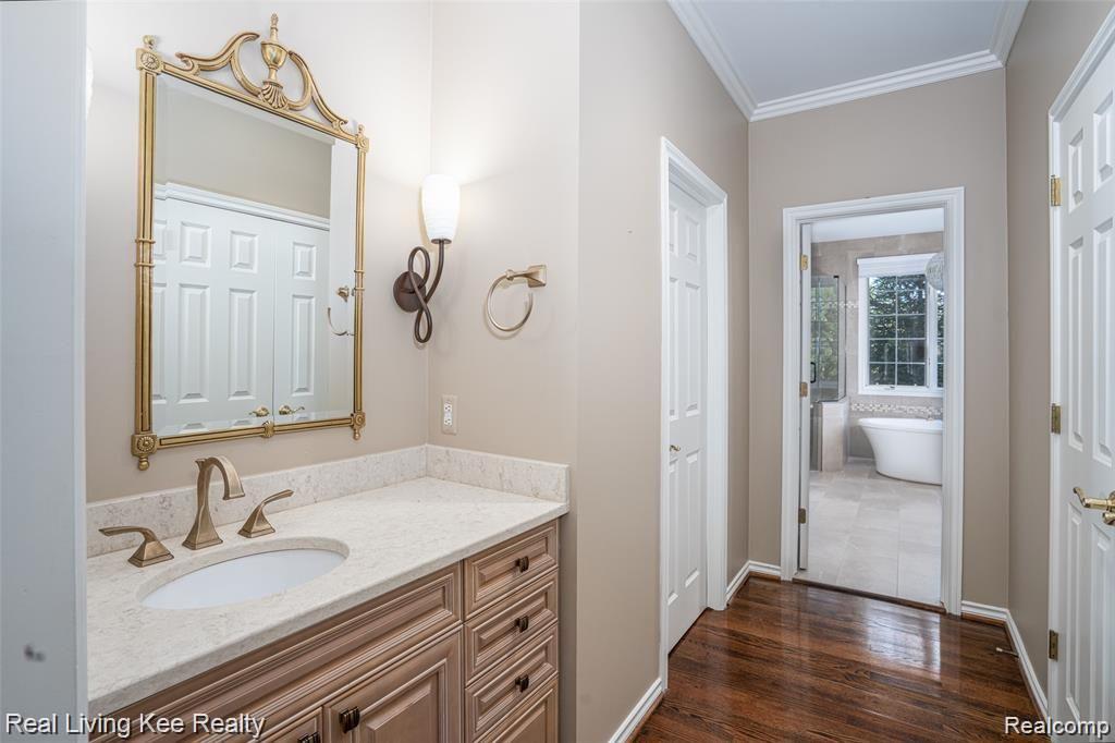 3490 Moceri Court Rochester, MI 48306 - Photo 18 of 50 3490 Moceri Ct reshoot-5.jpg