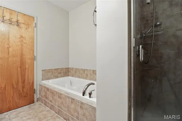 $189,900 | 1627 Locust Street, Unit 202, St. Louis, MO 63103