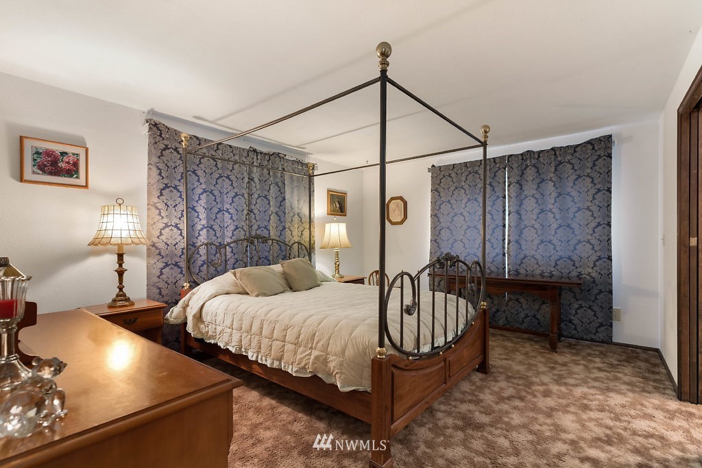 1635 Polnell Road Oak Harbor, WA 98277 - Photo 10 of 21 Gallery Image 10