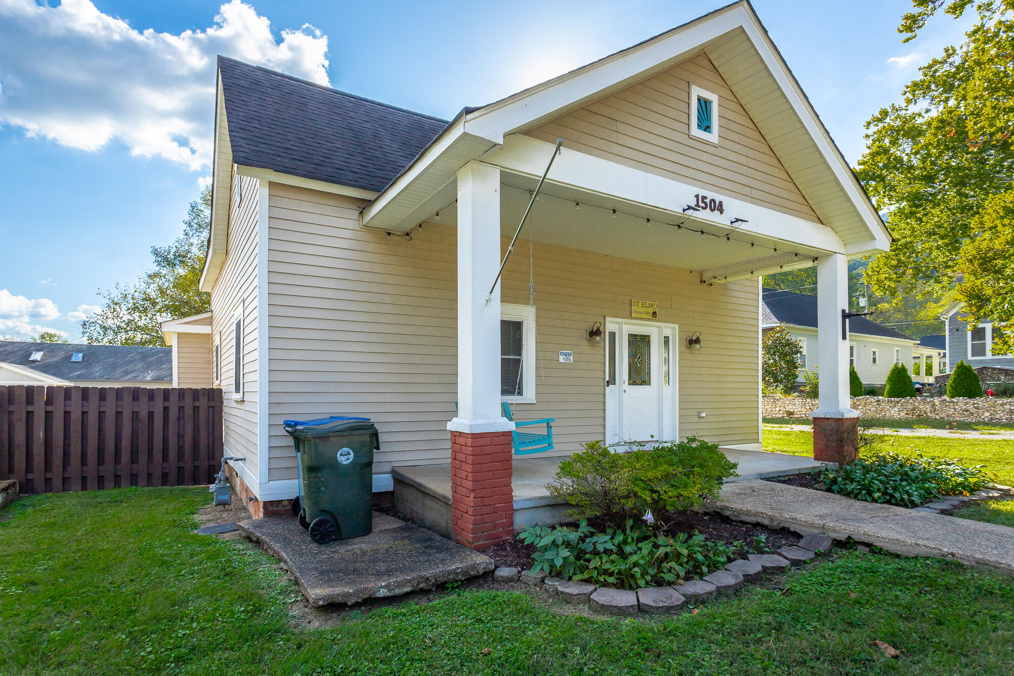 1504 West 48th Street Chattanooga, TN 37409 - Photo 7 of 44 Front Porch