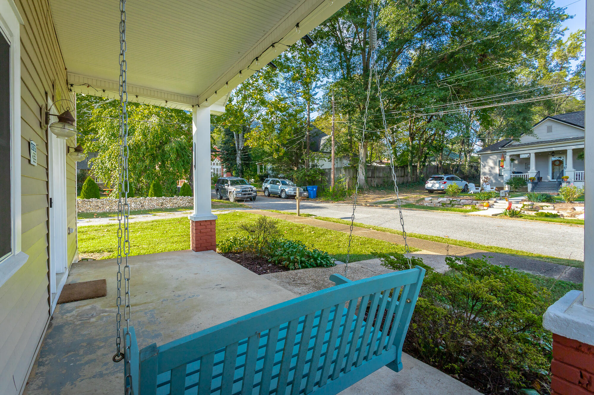 1504 West 48th Street Chattanooga, TN 37409 - Photo 8 of 44 Front Porch Swing