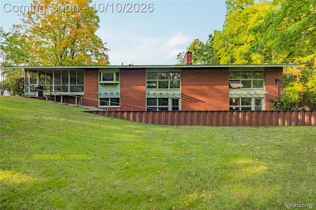 11850 Clinton River Road Sterling Heights, MI 48313 - Photo 56 of 62 Gallery Image 56