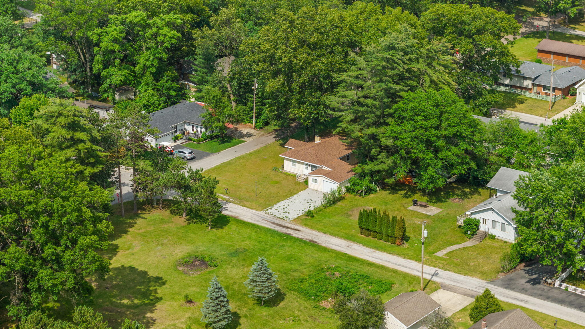 3872 South Hillcrest Road Knox, IN 46534 - Photo 15 of 32 2048x1152