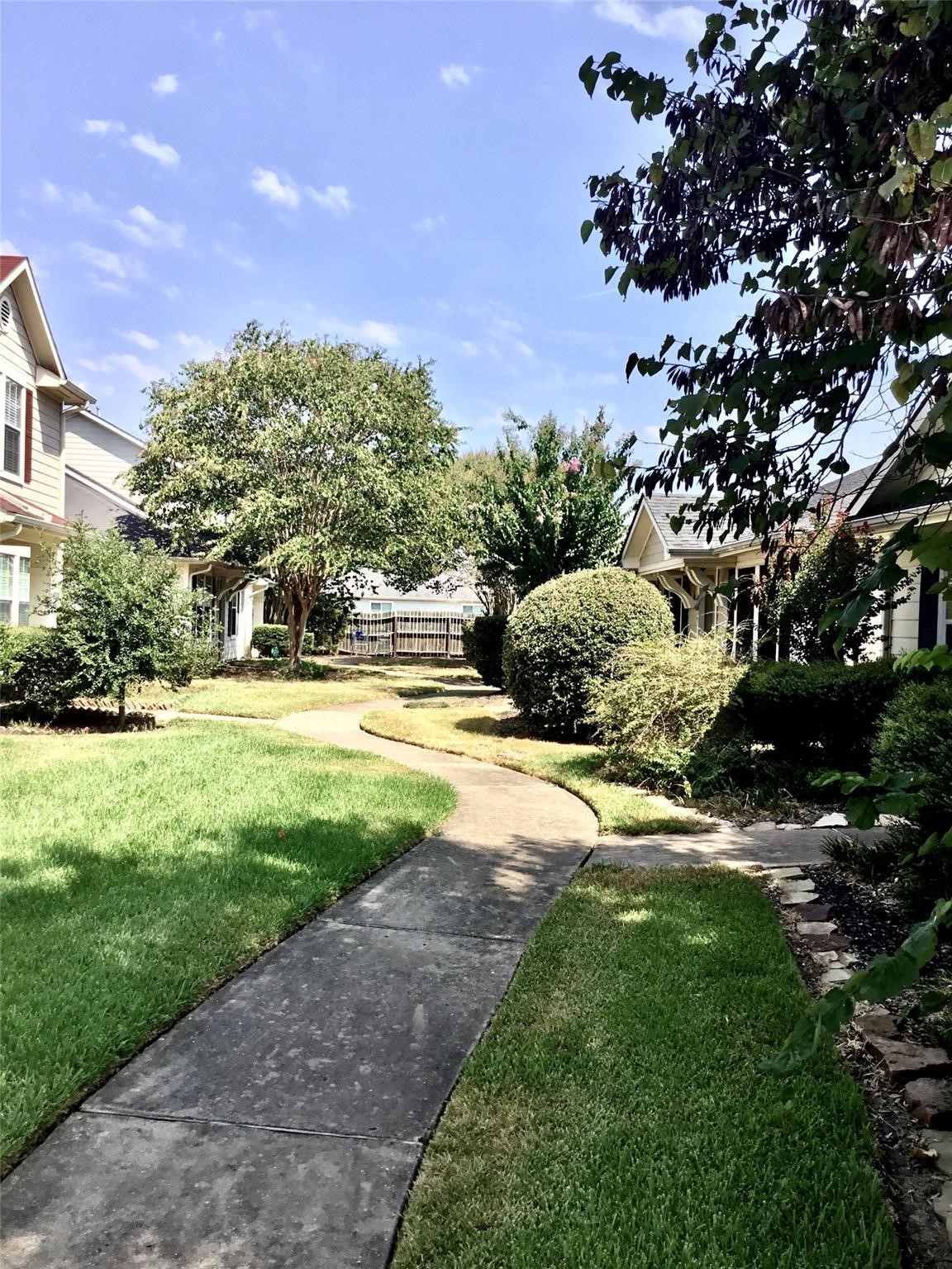 6141 Lone Prairie Way Katy, TX 77449 - Photo 2 of 6