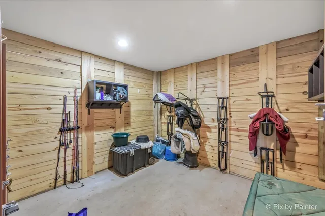 $2,175,000 | 708 South Rose Farm Road, Woodstock, IL 60098