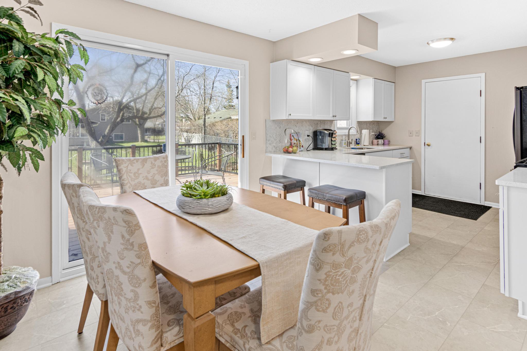 8429 66th Street South Cottage Grove, MN 55016 - Photo 5 of 44