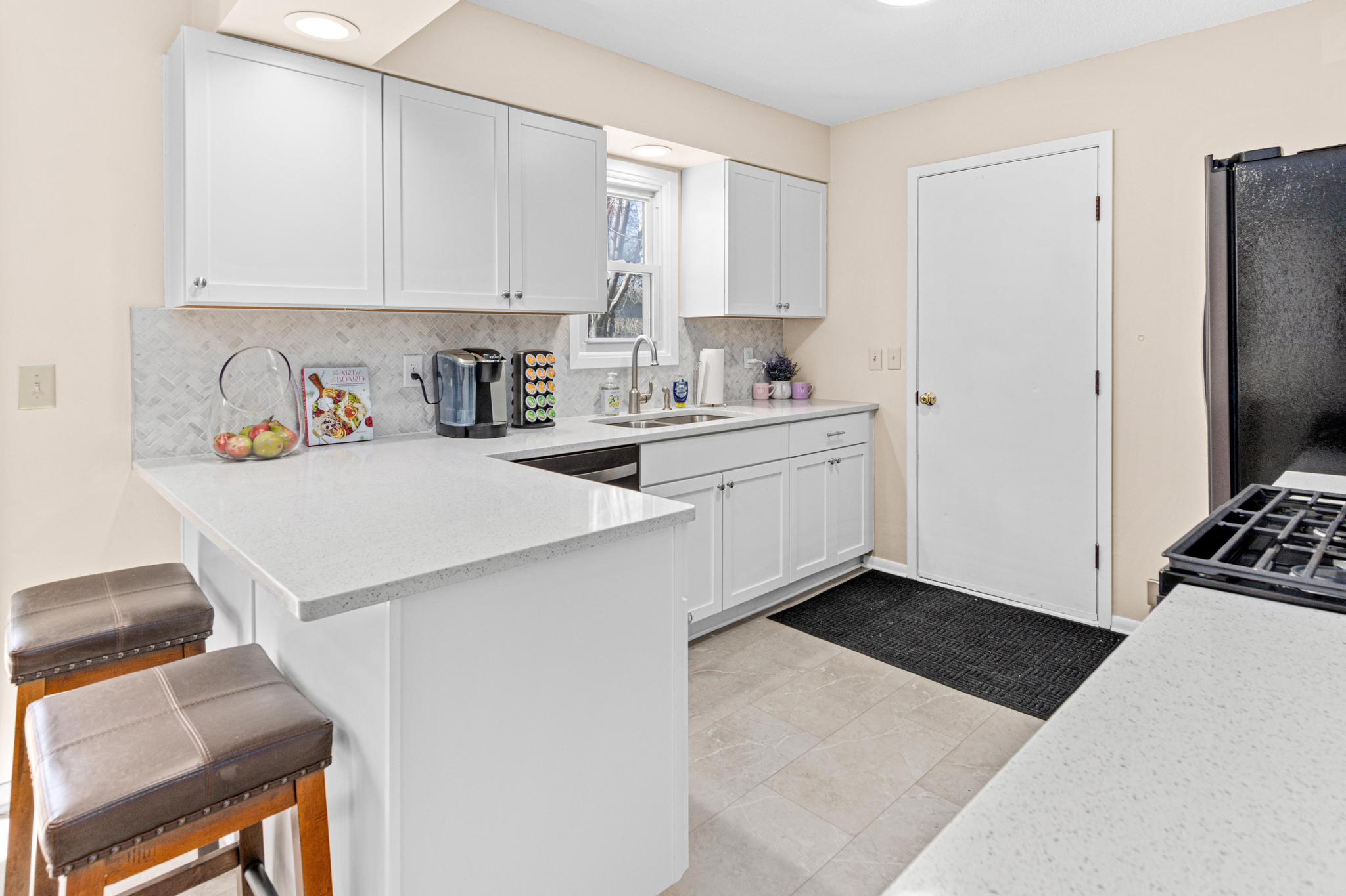 8429 66th Street South Cottage Grove, MN 55016 - Photo 6 of 44