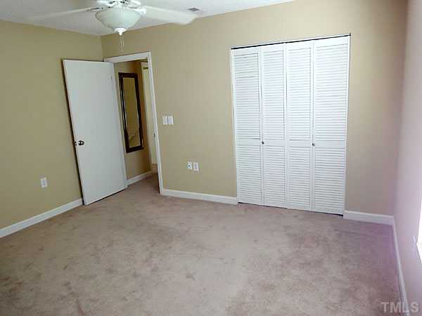 7725 Falcon Rest Circle Raleigh, NC 27615 - Photo 8 of 16 Gallery Image 8