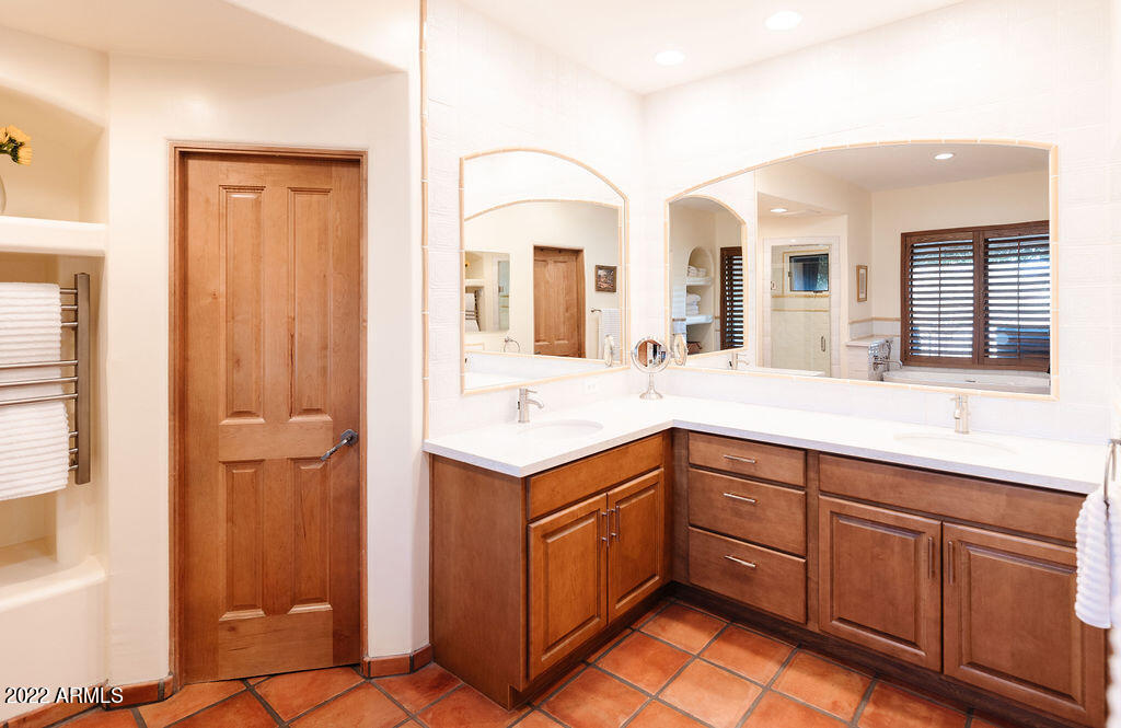 5740 East Doubletree Ranch Road Paradise Valley, AZ 85253 - Photo 18 of 71 5749-10