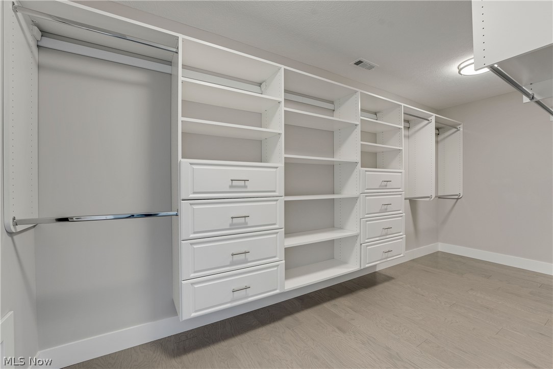 26650 Hurlingham Road Beachwood, OH 44122 - Photo 27 of 47 Master Closet " His"