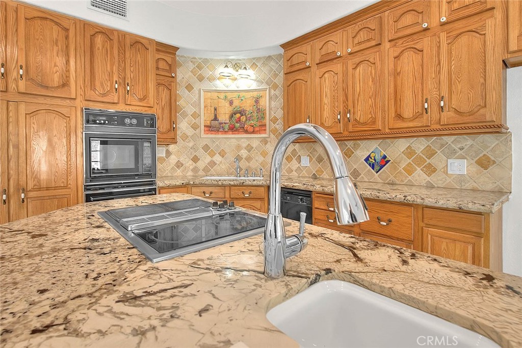 9828 Flying Mane Rancho Cucamonga, CA 91737 - Photo 24 of 81