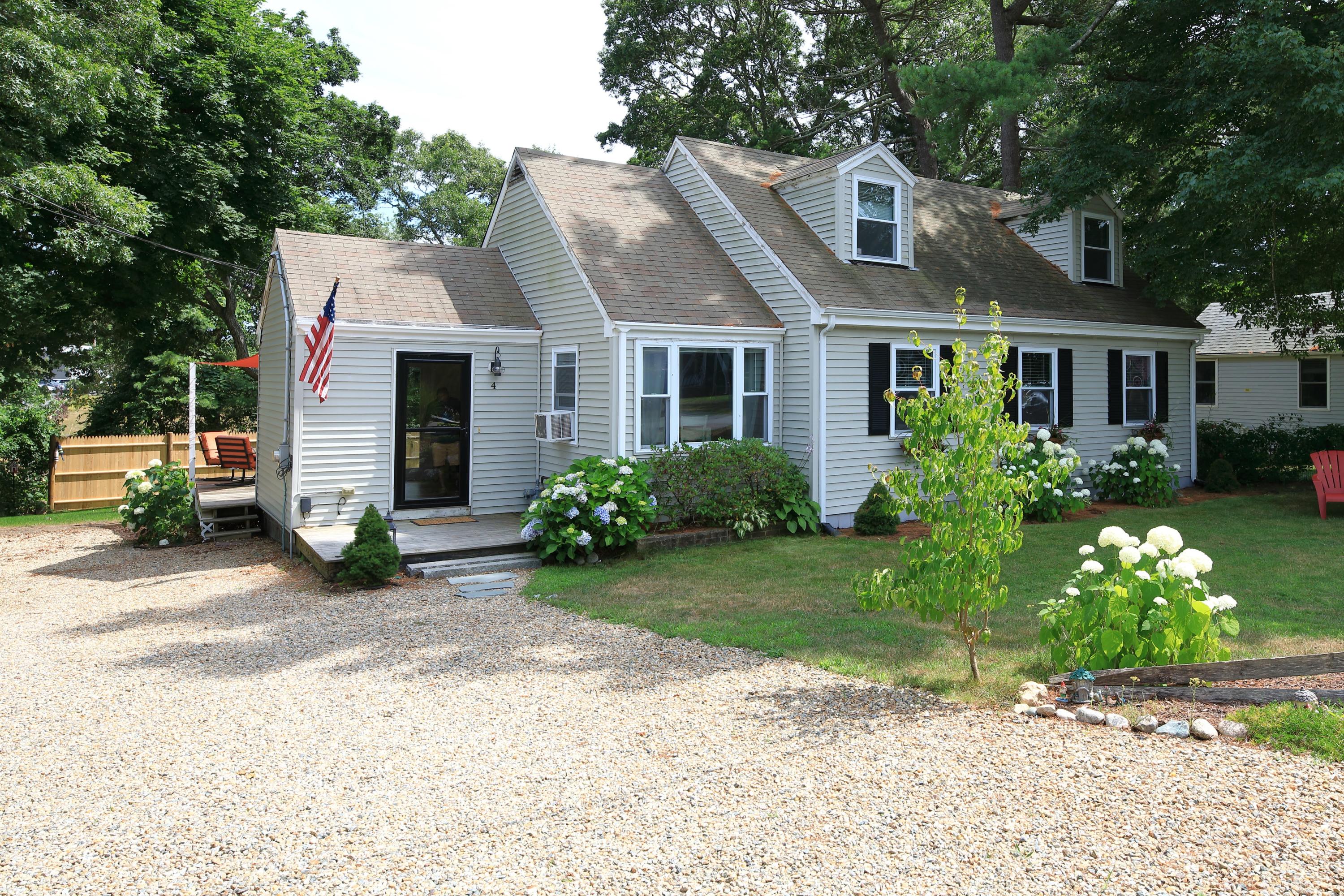 4 Blueberry Road Buzzards Bay, MA 02532 - Photo 1 of 51 _T5A7822
