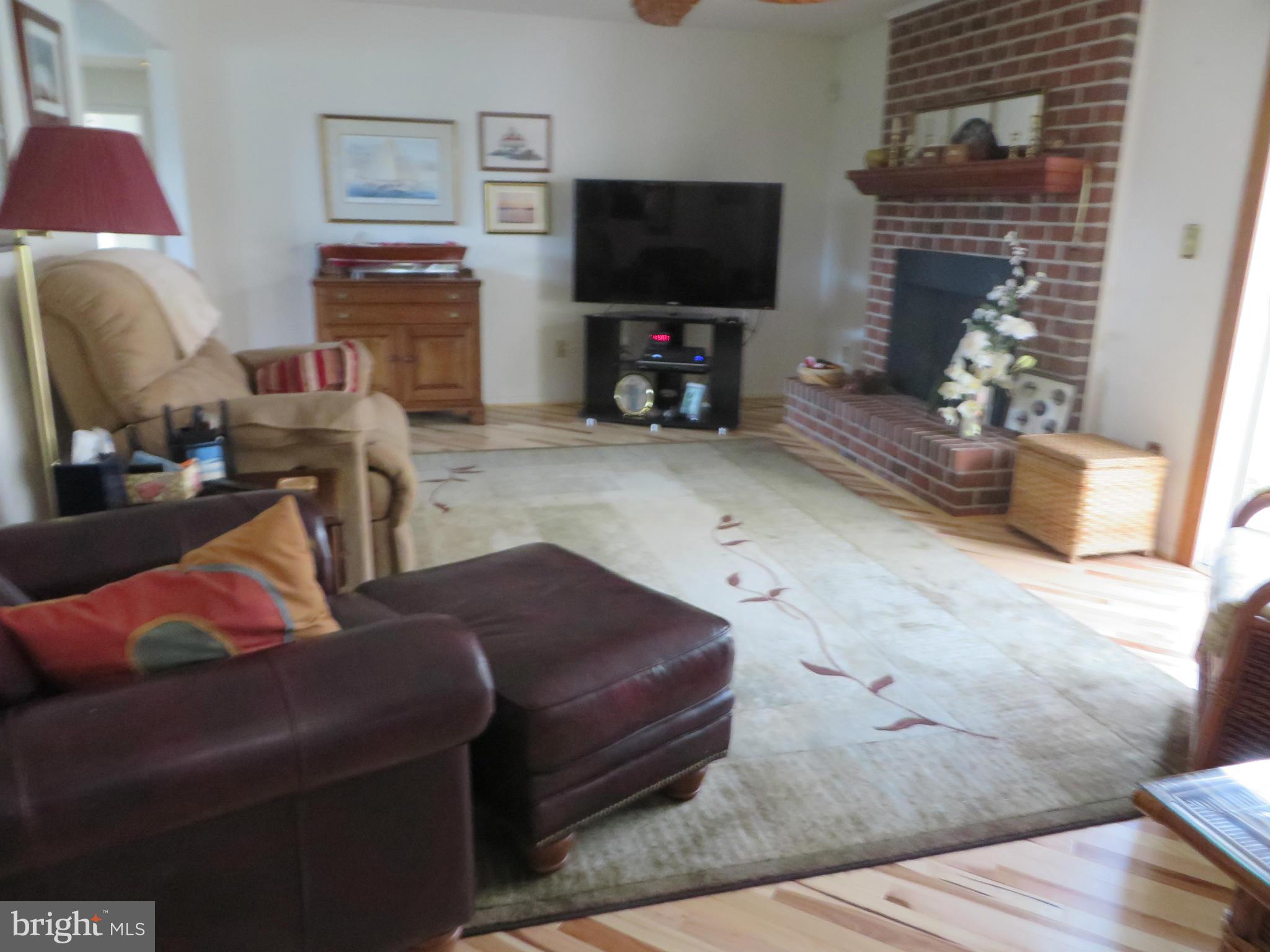 15811 York Road Sparks, MD 21152 - Photo 12 of 30 Family Room