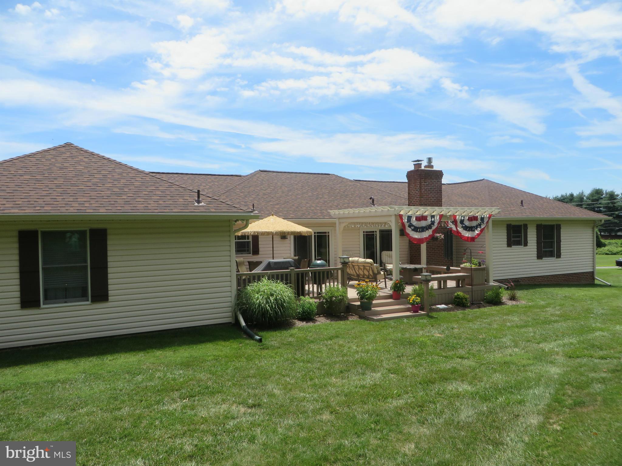 15811 York Road Sparks, MD 21152 - Photo 26 of 30 Exterior (Rear)