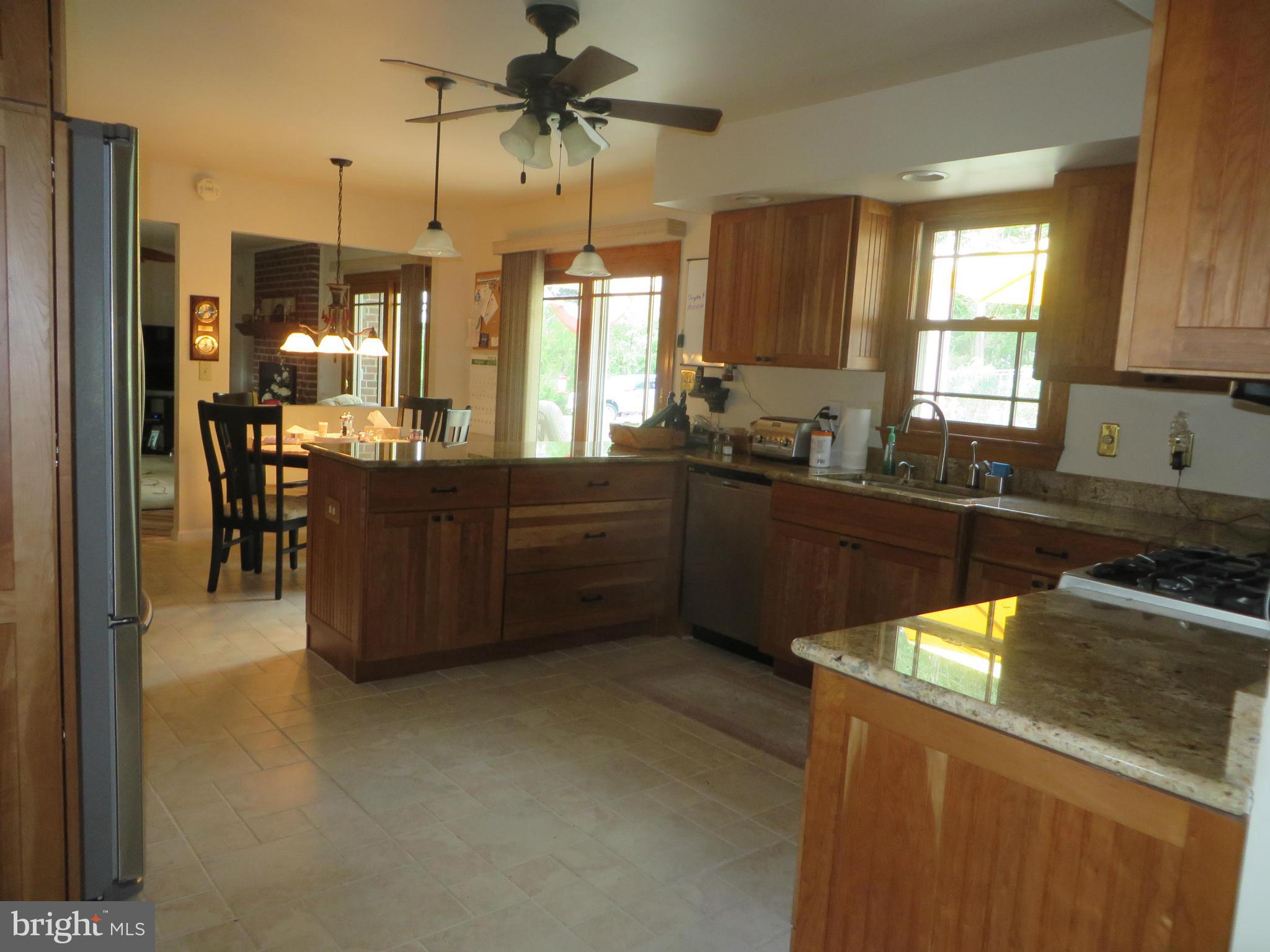 15811 York Road Sparks, MD 21152 - Photo 10 of 30 Kitchen