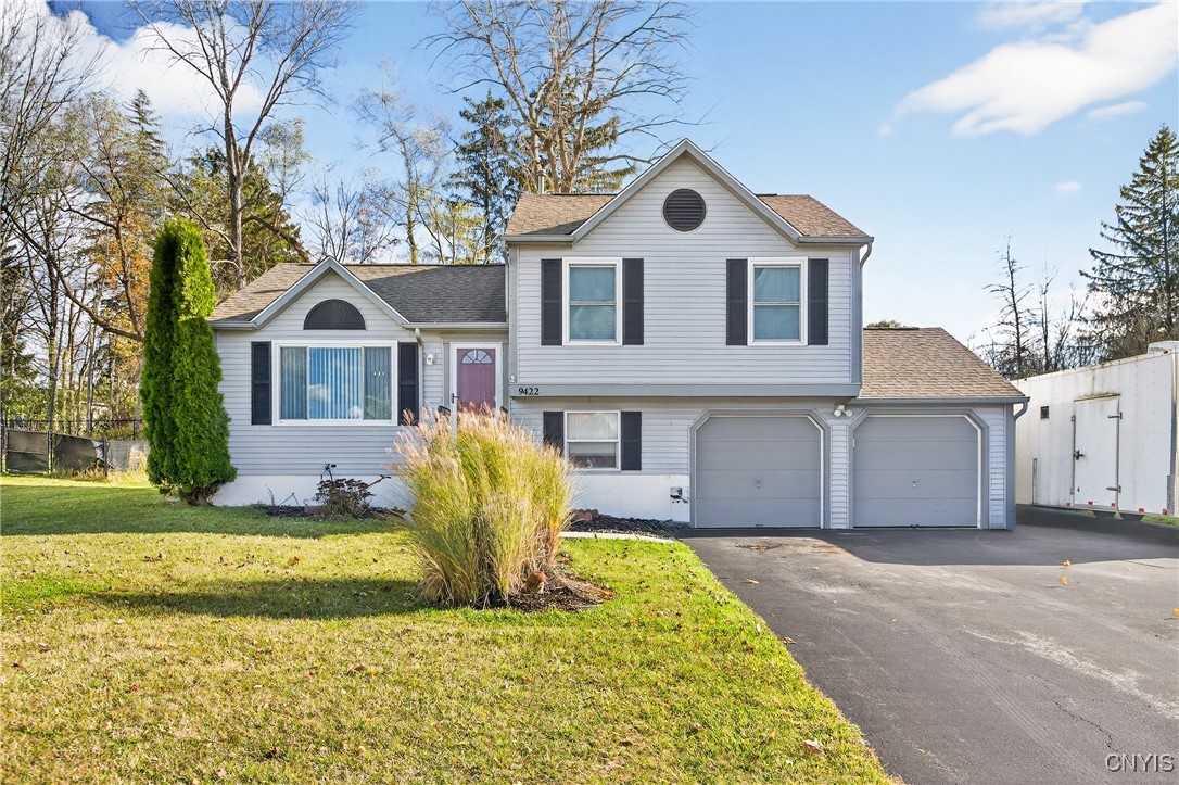 9422 Birch Tree Road Brewerton, NY 13029 - Photo 1 of 32