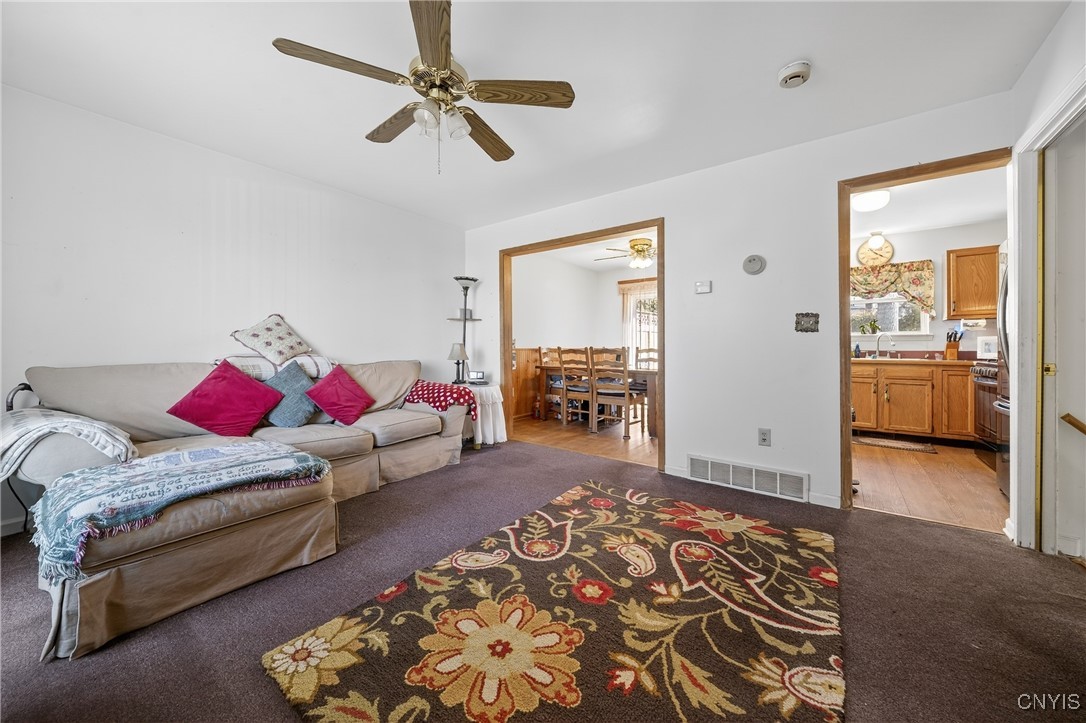 9422 Birch Tree Road Brewerton, NY 13029 - Photo 7 of 32