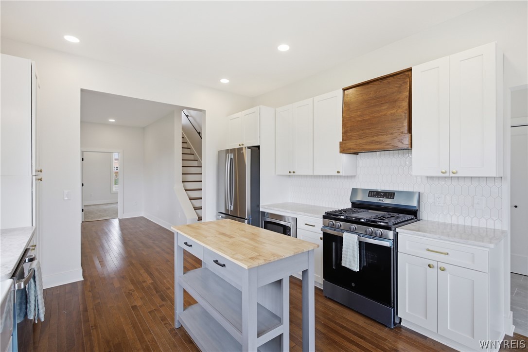 4350 Mapleton Road Pendleton, NY 14094 - Photo 11 of 42