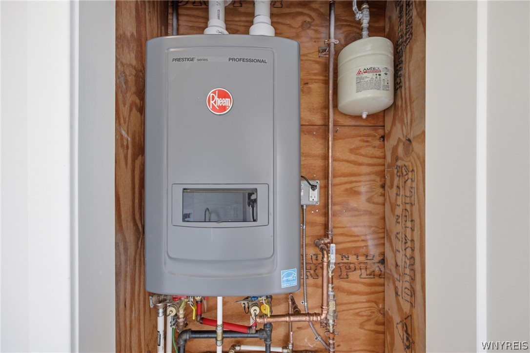 4350 Mapleton Road Pendleton, NY 14094 - Photo 31 of 42