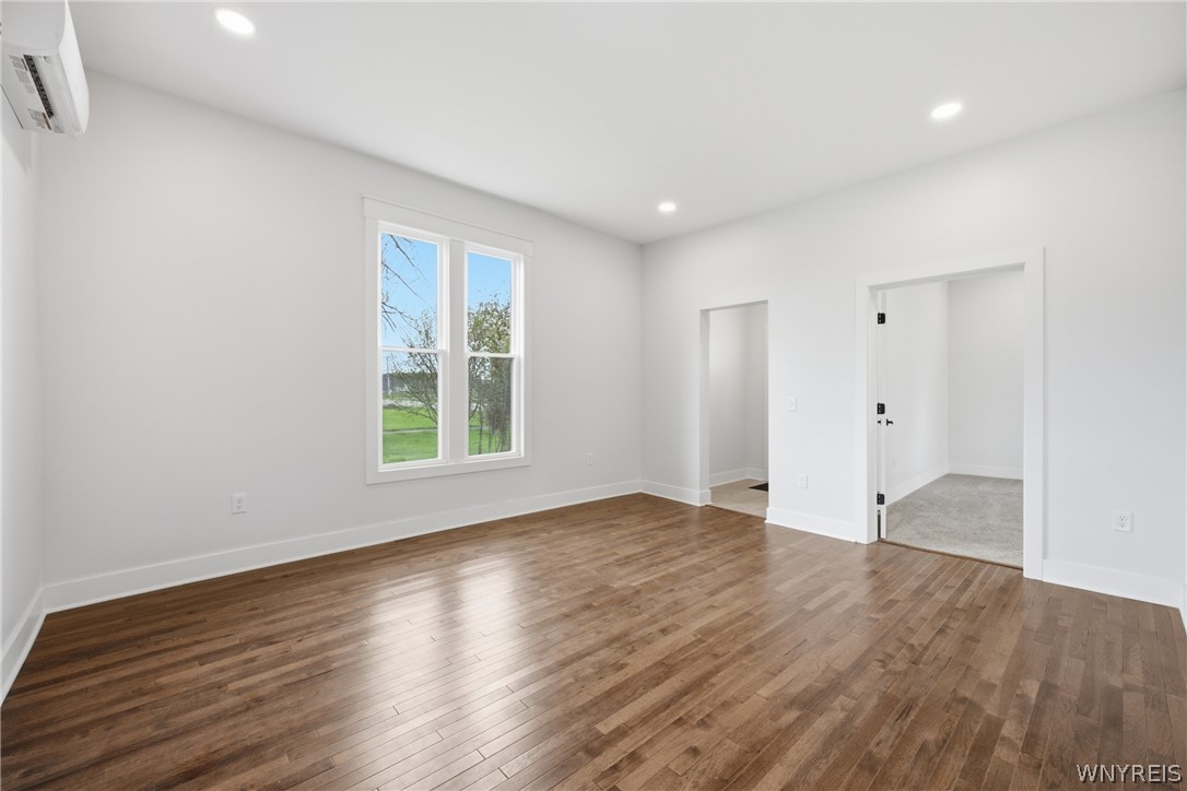 4350 Mapleton Road Pendleton, NY 14094 - Photo 4 of 42