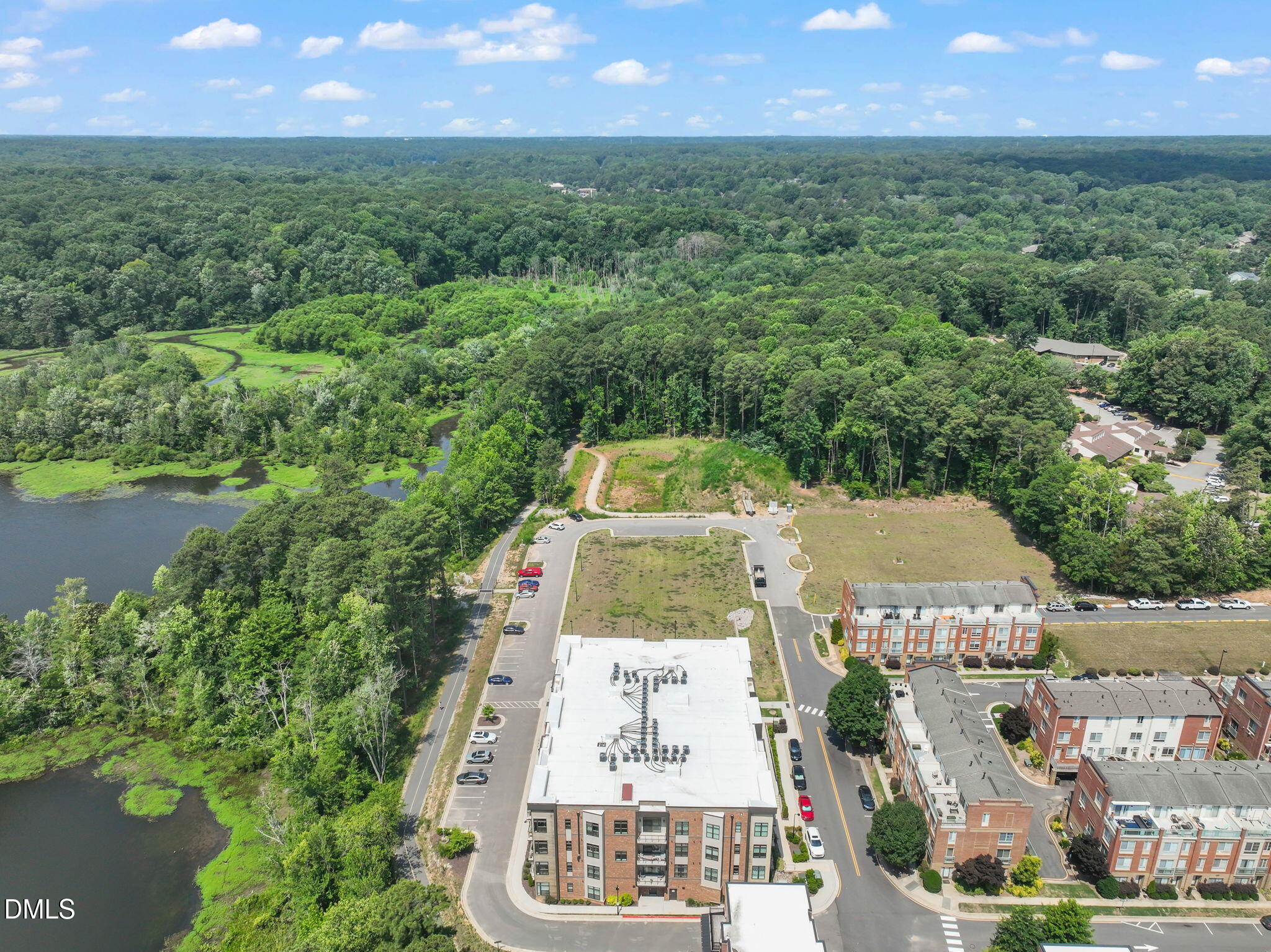 2441 Campus Shore Drive, Unit 109 Raleigh, NC 27606 - Photo 42 of 44