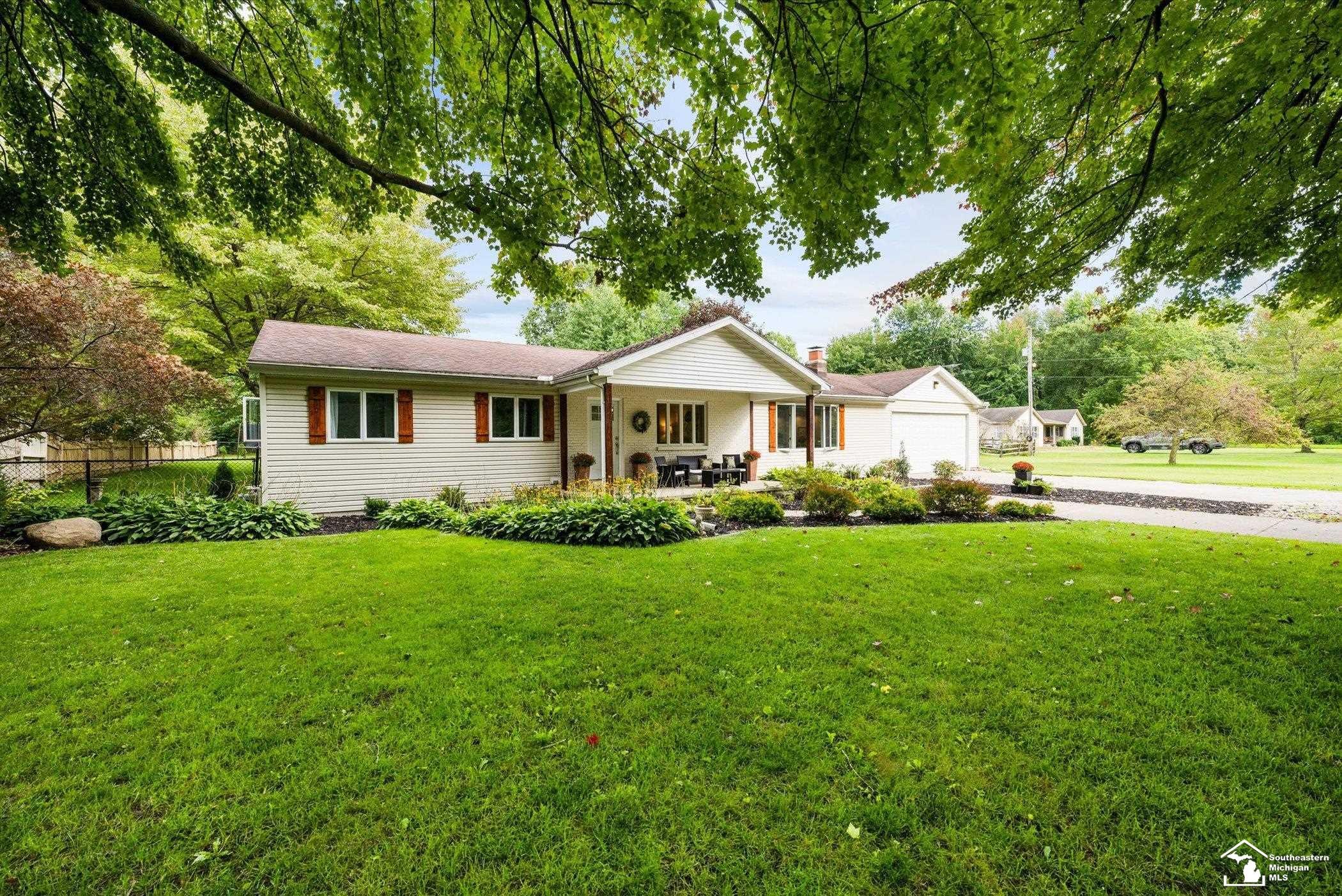 9640 Douglas Road Temperance, MI 48182 - Photo 1 of 51