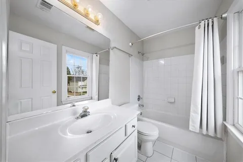 $350,000 | 110 Bowen Circle Southwest, Atlanta, GA 30315