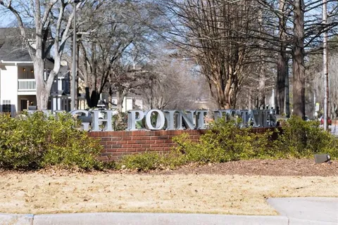 $350,000 | 110 Bowen Circle Southwest, Atlanta, GA 30315