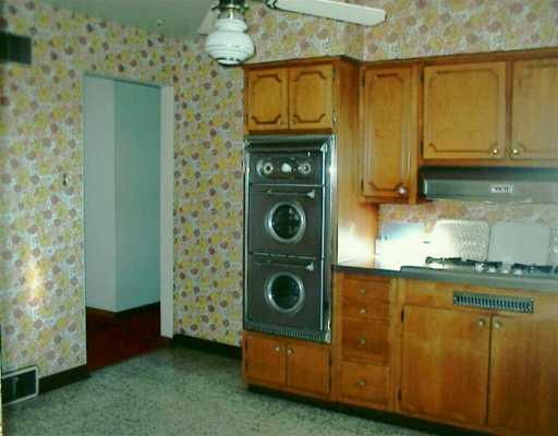 Kitchen. 