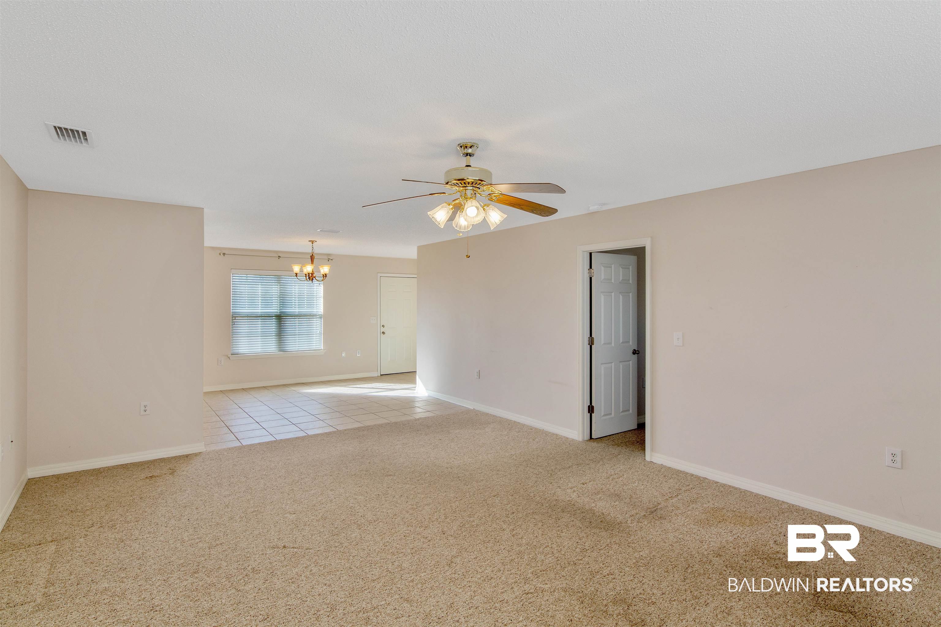 24752 Linholm Road Robertsdale, AL 36567 - Photo 5 of 36