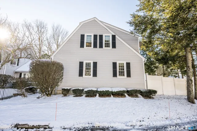 $225,000 | 22 Patriots Square, Unit 22, Mansfield, CT 06250