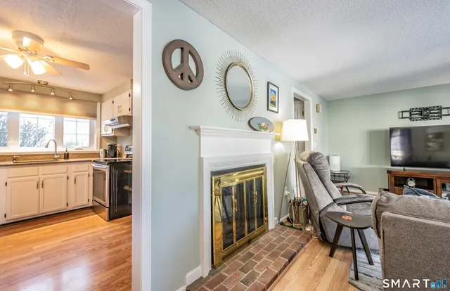 $225,000 | 22 Patriots Square, Unit 22, Mansfield, CT 06250