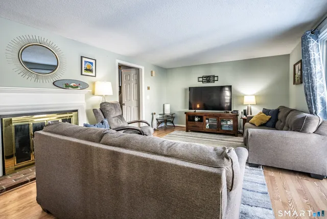 $225,000 | 22 Patriots Square, Unit 22, Mansfield, CT 06250