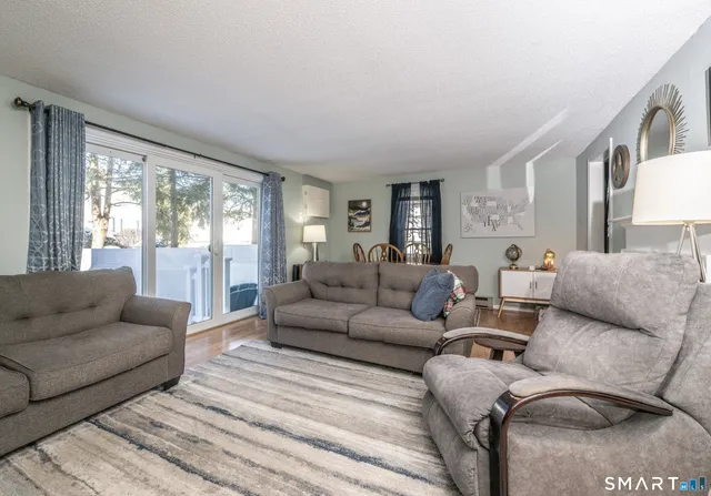 $225,000 | 22 Patriots Square, Unit 22, Mansfield, CT 06250