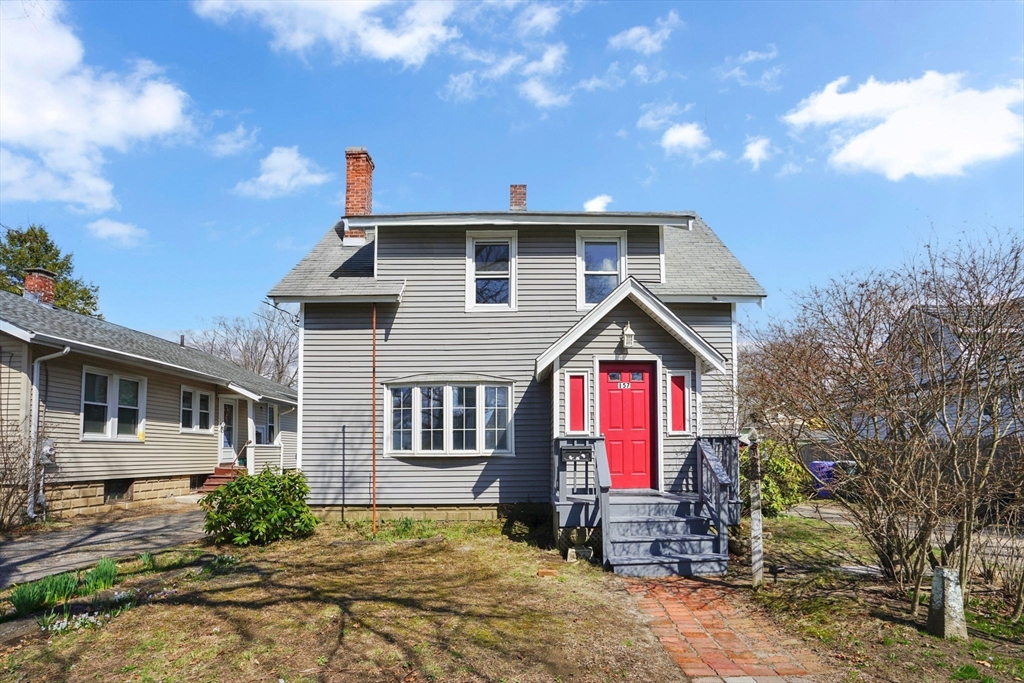 157 Penrose Street Springfield, MA 01109 - Photo 1 of 23 Gallery Image 1