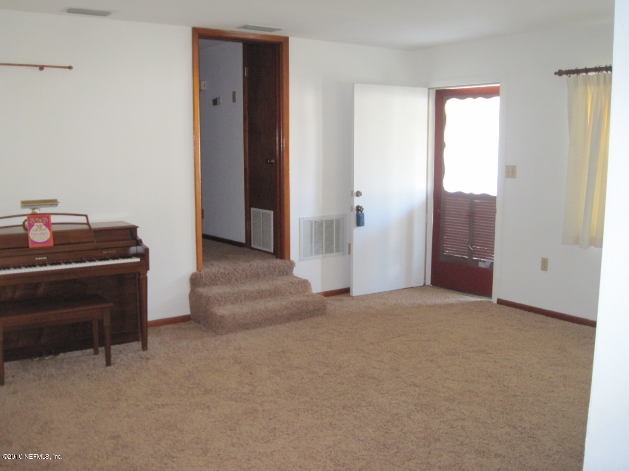 4404 Ish Brant Road Jacksonville, FL 32210 - Photo 5 of 18 Living Room-1