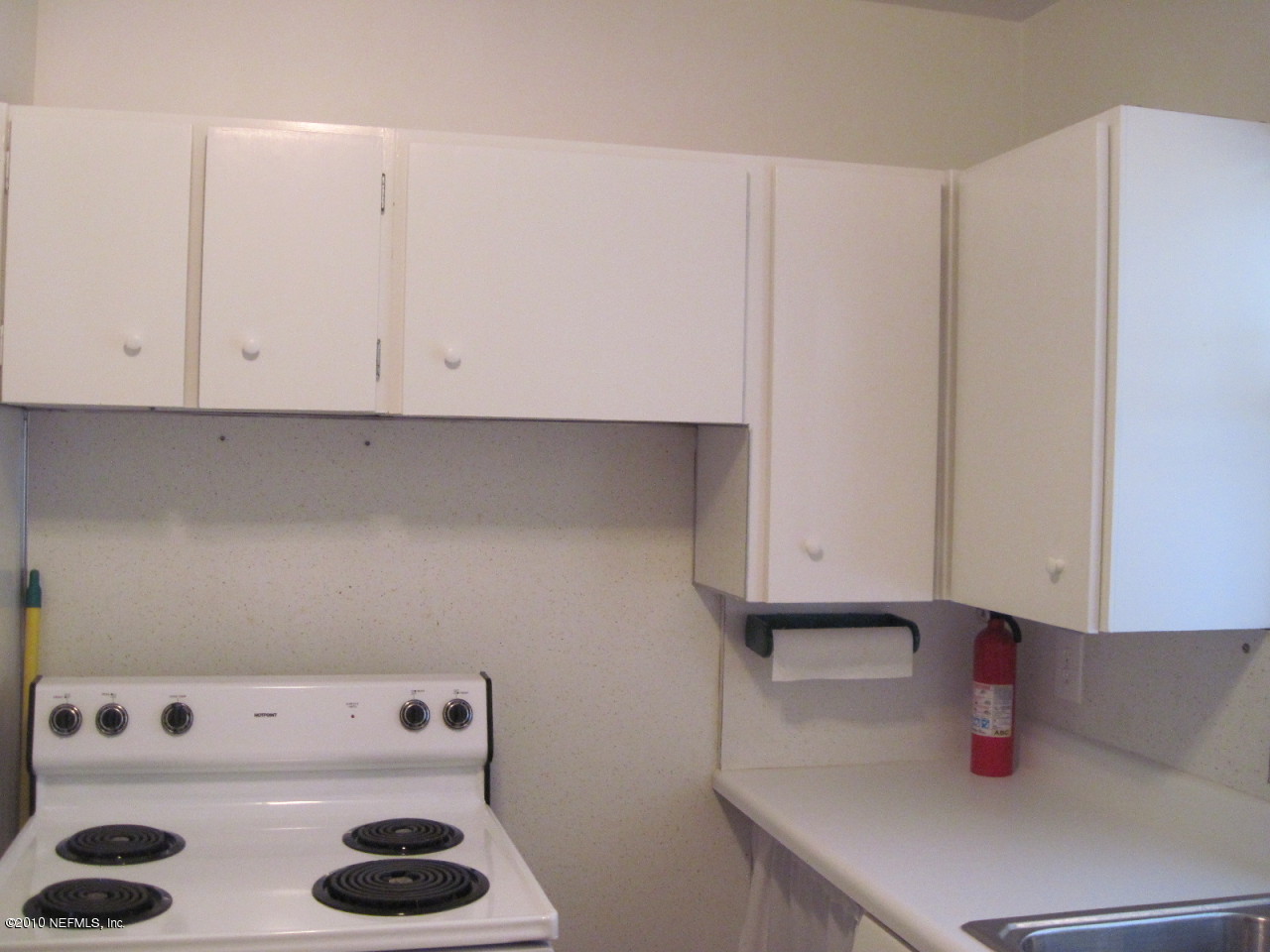 4404 Ish Brant Road Jacksonville, FL 32210 - Photo 10 of 18 Kitchen-2