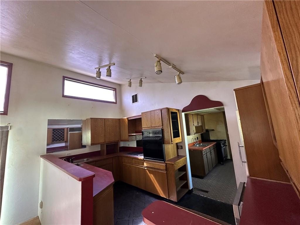 252 Judith Drive Johnstown, PA 15905 - Photo 8 of 25