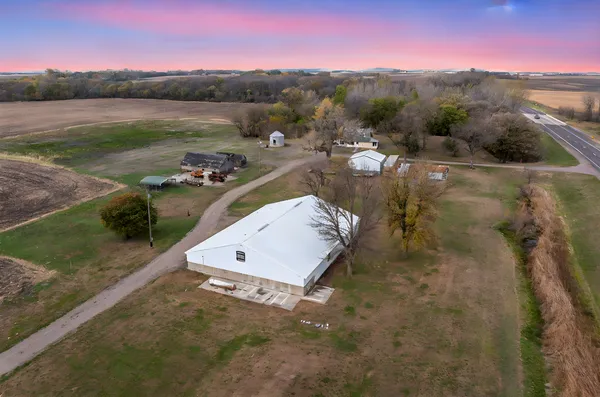 $199,000 | 1958 Highway 15, Truman, MN 56088