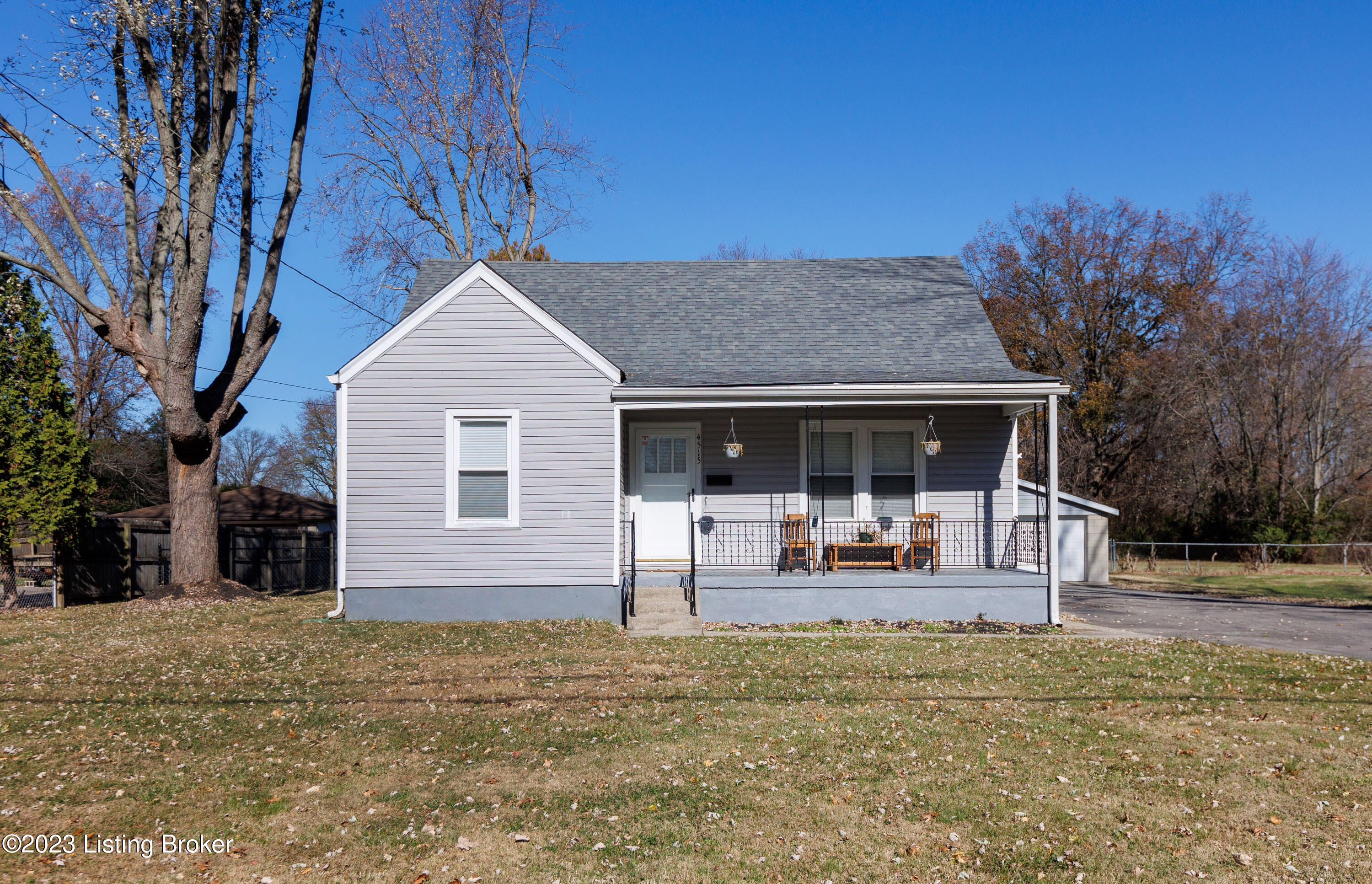 4515 Dover Road Louisville, KY 40216 - Photo 22 of 39 001