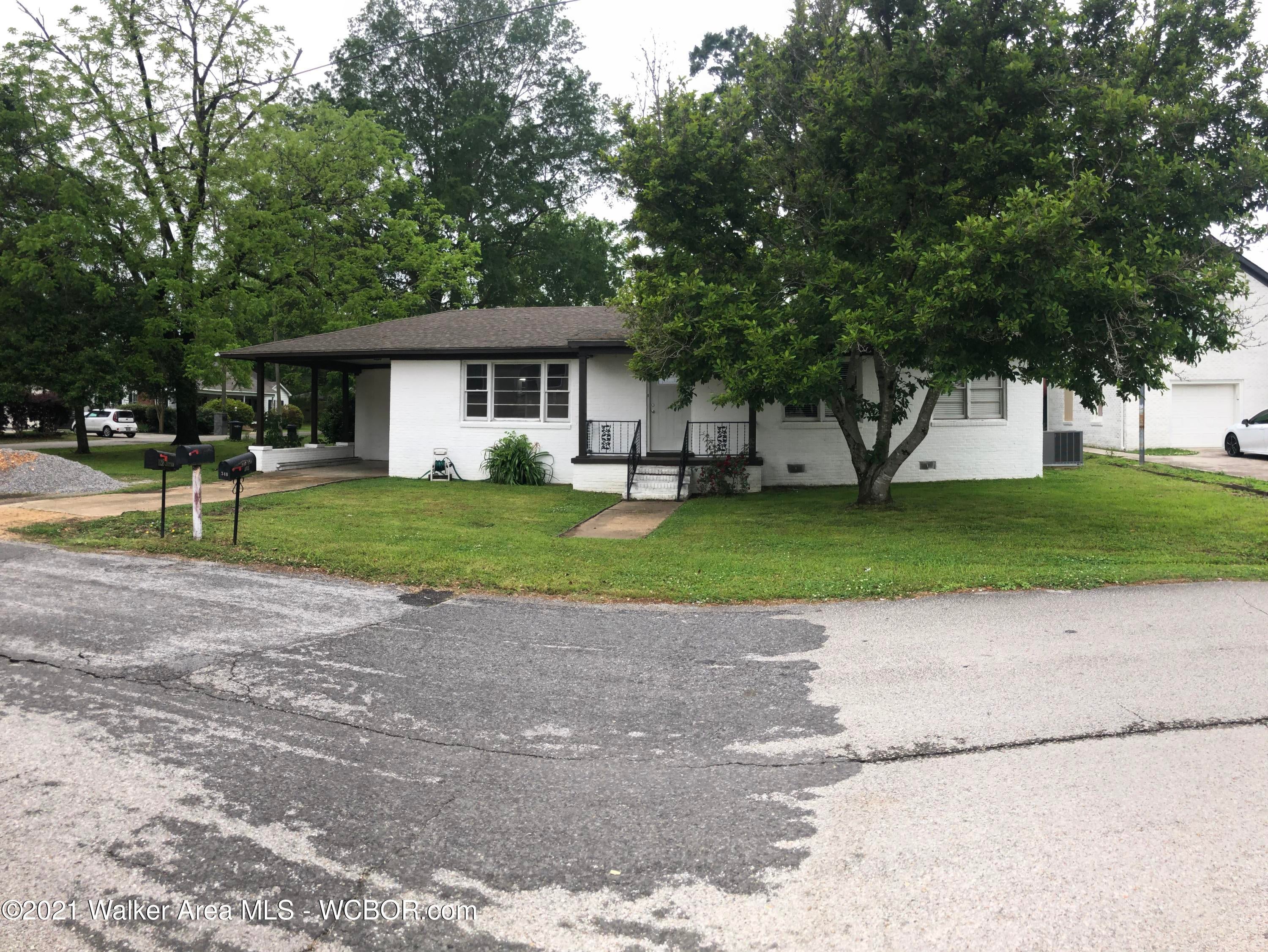 128 3rd Street Southwest Hamilton, AL 35570 - Photo 2 of 16 Gallery Image 2
