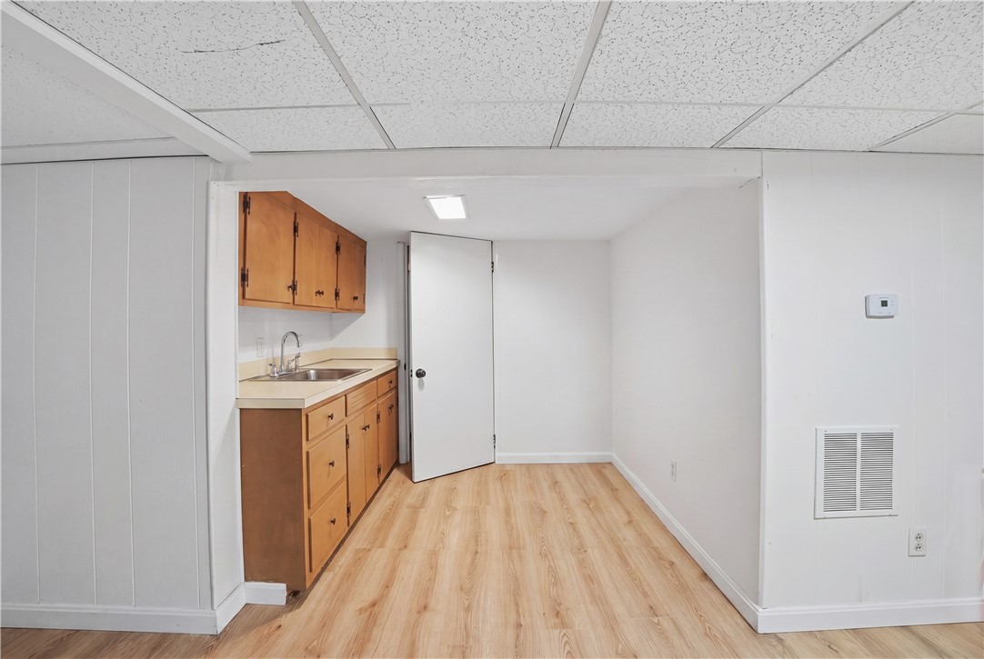 24 Seymour Street Warren, RI 02885 - Photo 19 of 30